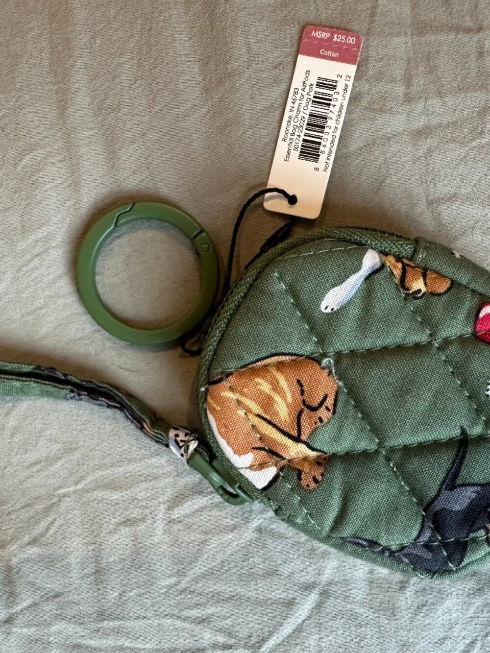 Vera Bradley Essential Bag Charm for Airpods - Dog Park - Picture 4 of 6